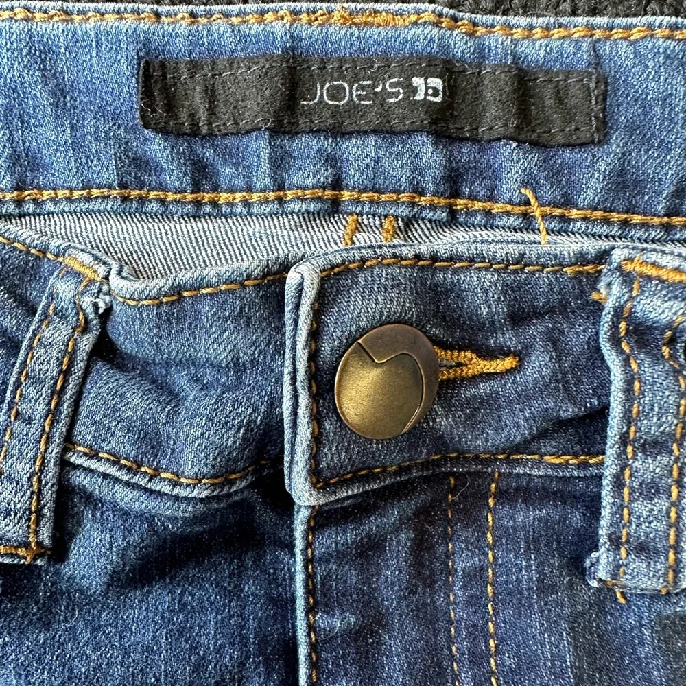 Joe’s Skinny Jeans - Picture 3 of 4